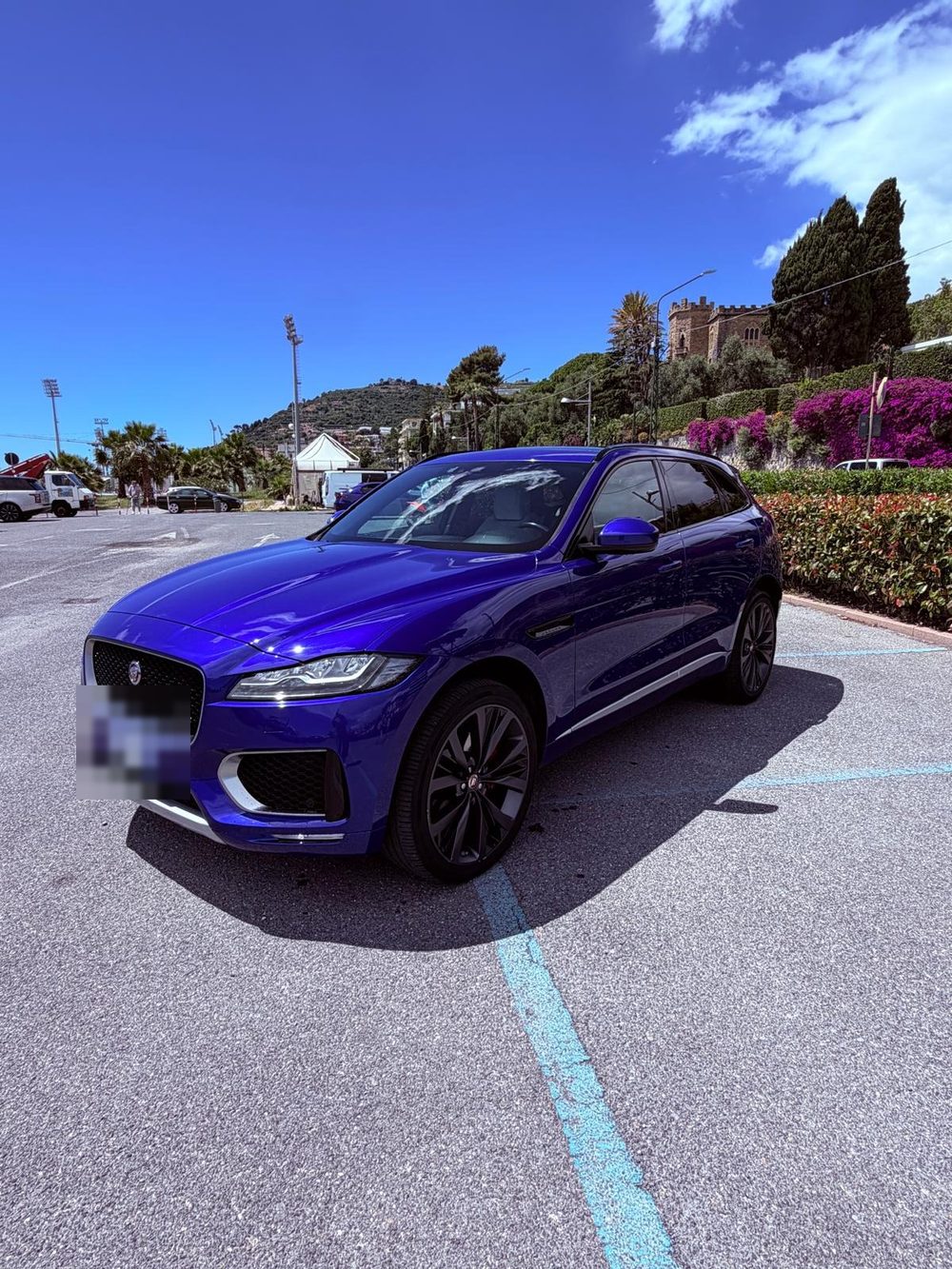 Jaguar F-PACE 3.0d — photograph 2