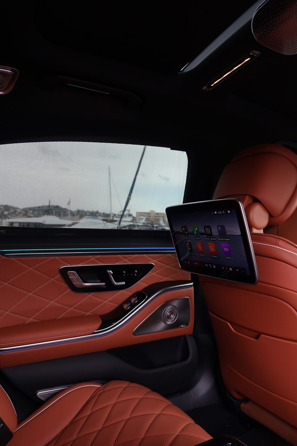 Mercedes-Benz S 500 4MATIC — photograph 6