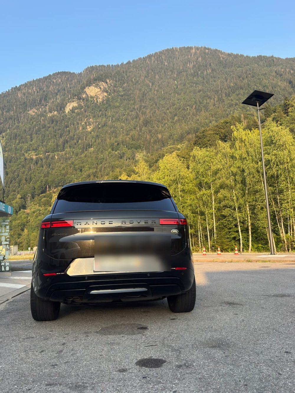 Range Rover Sport First Edition — photograph 5