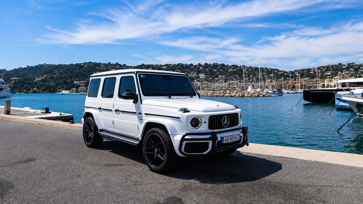 Mercedes-AMG G63 for rent on the French Riviera